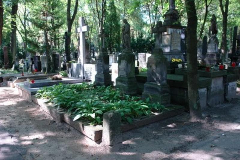 Zdjęcie grobu Antoni Ugniewski (1)