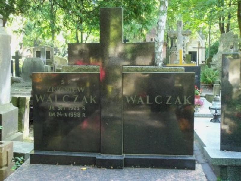Zdjęcie grobu Zbigniew Walczak (2)