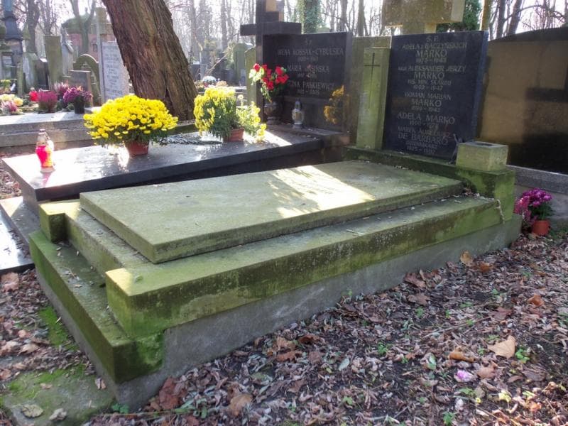 Zdjęcie grobu Adela Marko (1)