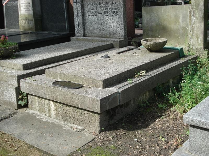 Zdjęcie grobu Stanisław Varisella (1)