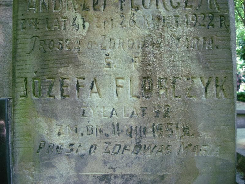 Zdjęcie grobu ... (flo)rczyk (2)