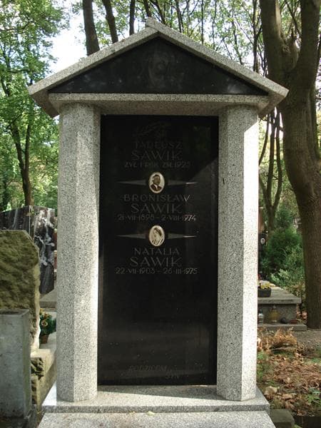 Zdjęcie grobu Bronisław Sawik (2)