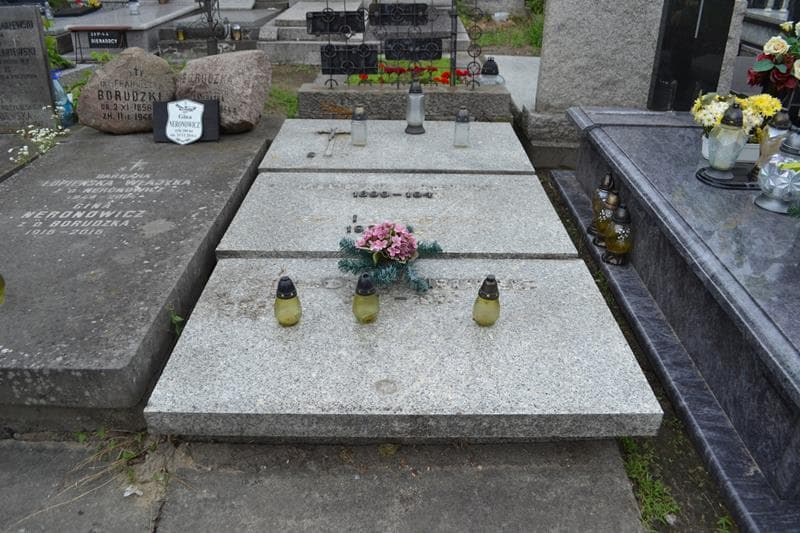 Zdjęcie grobu Ludomir Bieliński (1)
