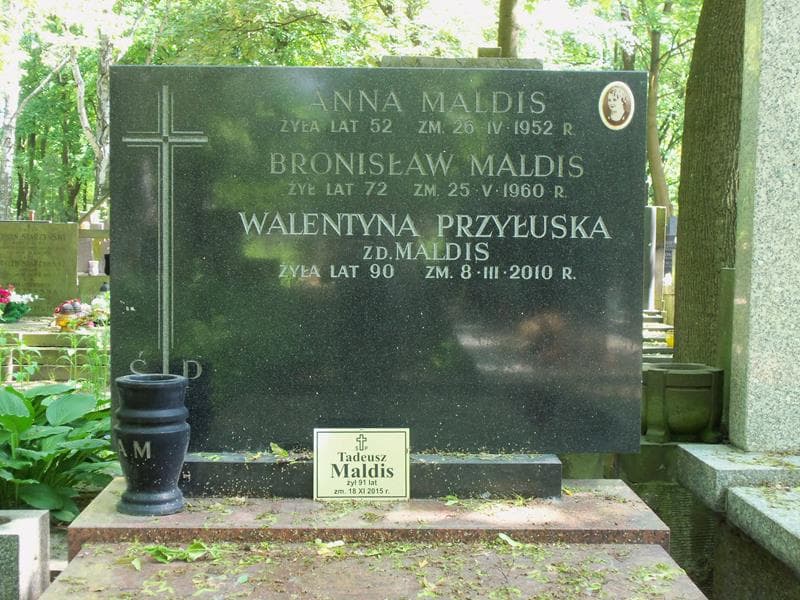 Zdjęcie grobu Anna Maldis (2)