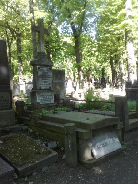 Zdjęcie grobu Maniusia Tahn (1)