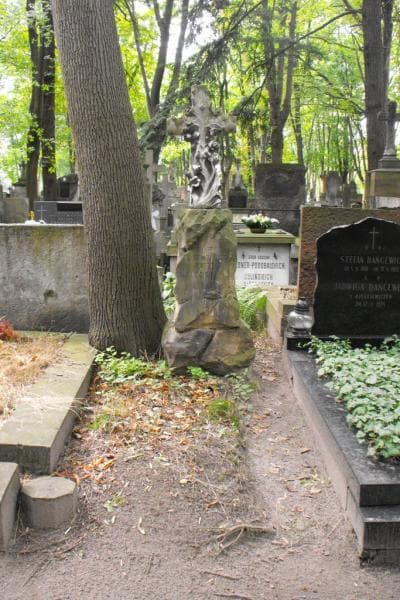 Zdjęcie grobu Anonim (1)