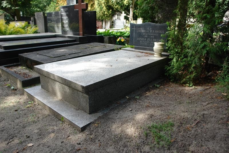 Zdjęcie grobu Jadwiga Żuławska (1)