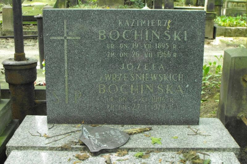 Zdjęcie grobu Józefa Bochińska (2)