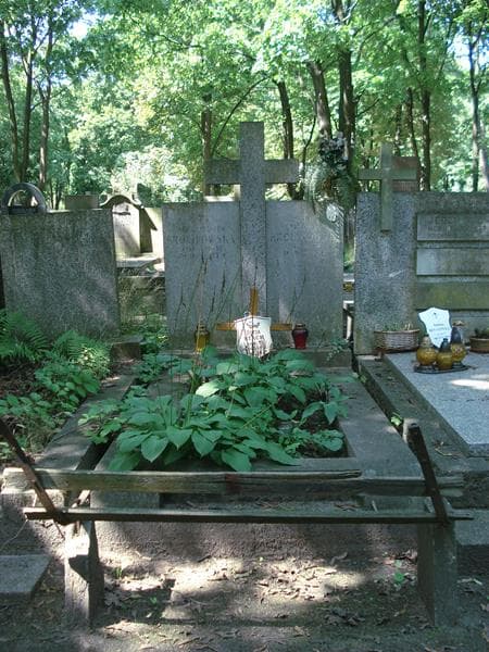 Zdjęcie grobu: Stanisław Królikowski