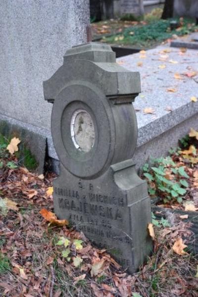 Zdjęcie grobu Emilija Krajewska (2)