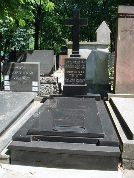 Zdjęcie grobu Ryszard Doliński (1)