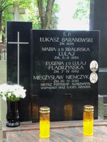 Zdjęcie grobu Łukasz Baranowski (2)