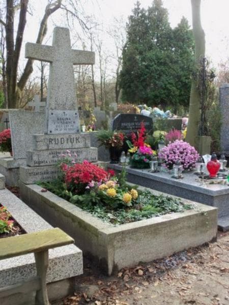 Zdjęcie grobu Regina Rudiuk (1)