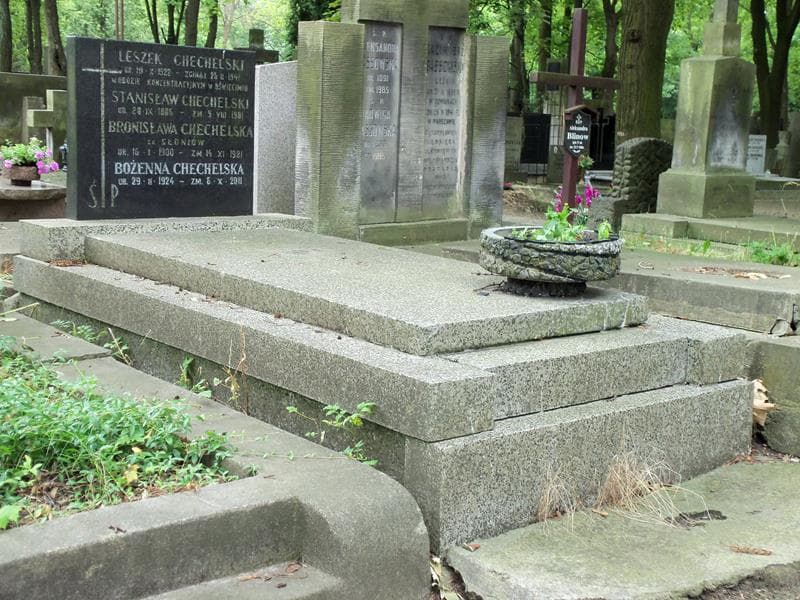 Zdjęcie grobu Bronisława Chechelska (1)