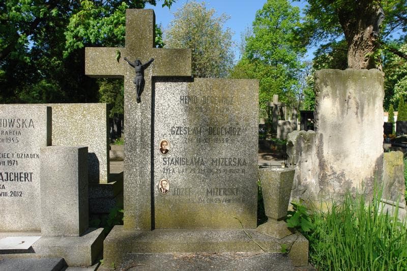 Zdjęcie grobu Henio Decewicz (2)