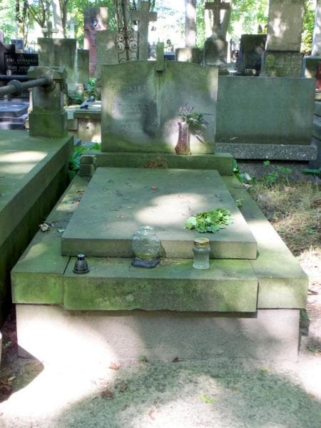 Zdjęcie grobu Bronisław Beckier (1)