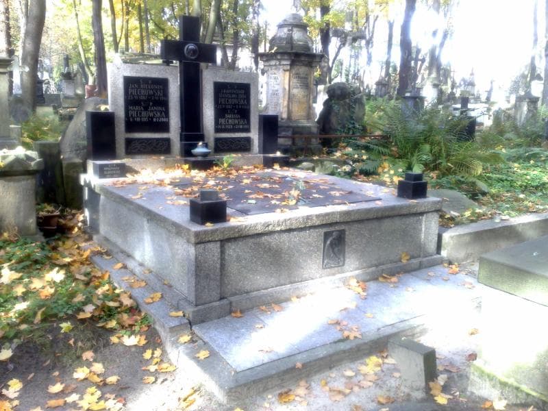 Zdjęcie grobu: Konstanty Dąbrowski