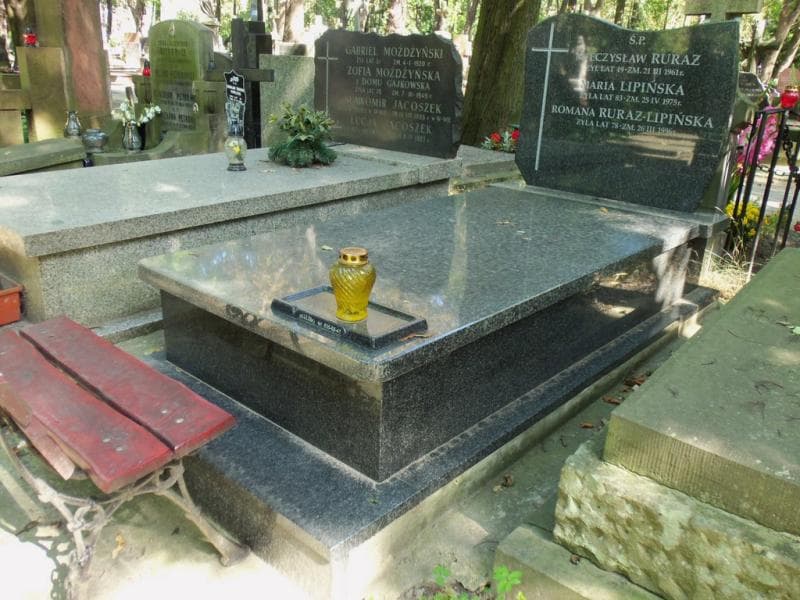 Zdjęcie grobu Romana Ruraż-Lipińska (1)