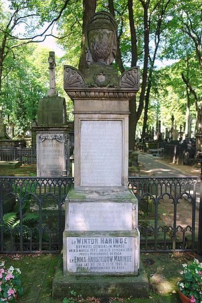 Zdjęcie grobu Wiktor Maringe (2)