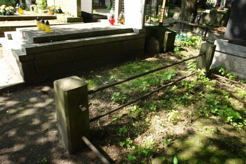 Zdjęcie grobu Pole Grobowe (1)