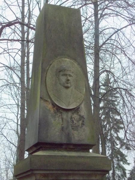 Zdjęcie grobu Bolcio Zdzienicki (2)