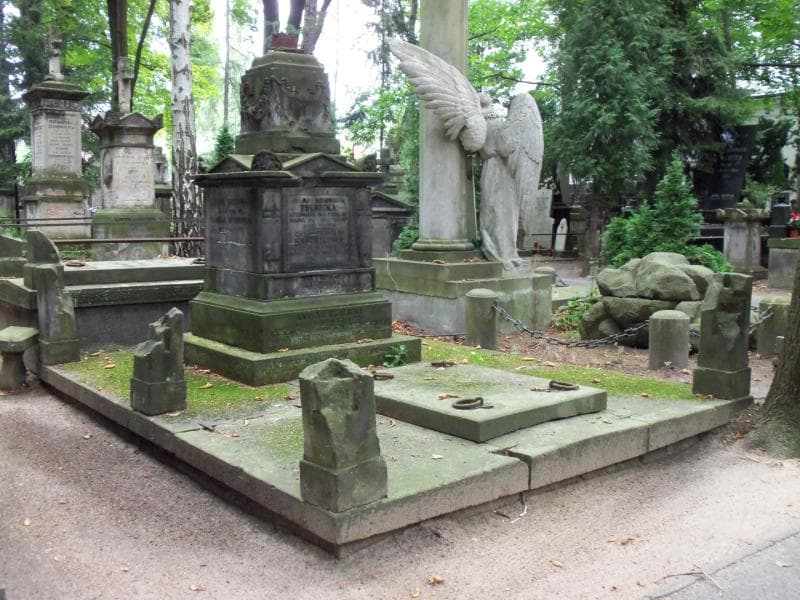 Zdjęcie grobu Antoni Trębicki (1)