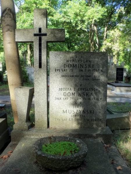 Zdjęcie grobu Józefa Domińska (2)