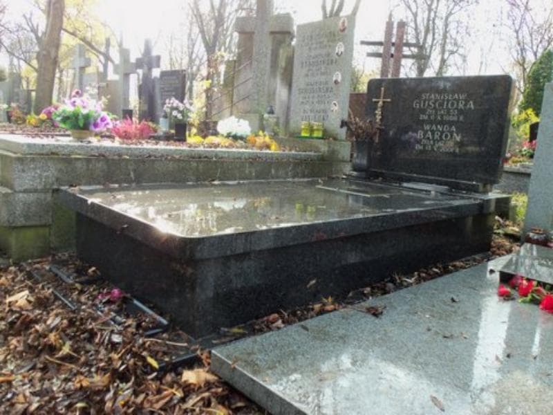 Zdjęcie grobu Wanda Baron (1)