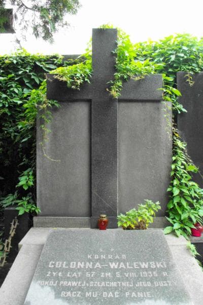 Zdjęcie grobu Konrad Colonna-Walewski (2)
