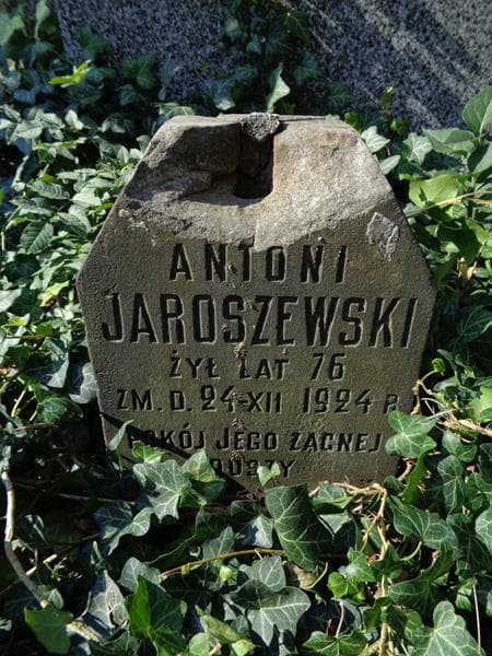Zdjęcie grobu Antoni Jaroszewski (1)
