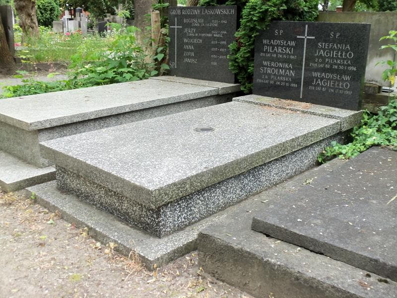 Zdjęcie grobu Weronika Strolman (1)