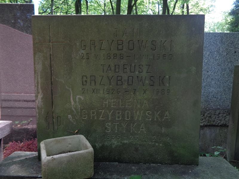 Zdjęcie grobu Jan Grzybowski (2)