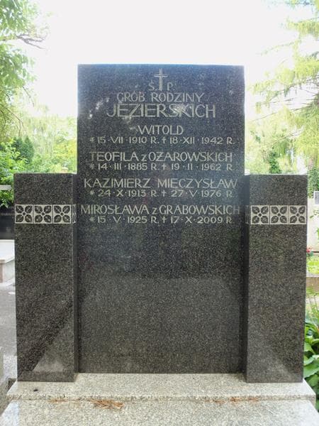 Zdjęcie grobu Mirosława Jezierska (2)