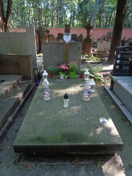Zdjęcie grobu Maria Jarra (1)