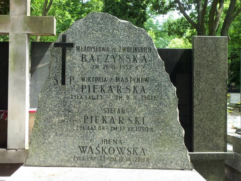 Zdjęcie grobu Władysława Bączyńska (2)