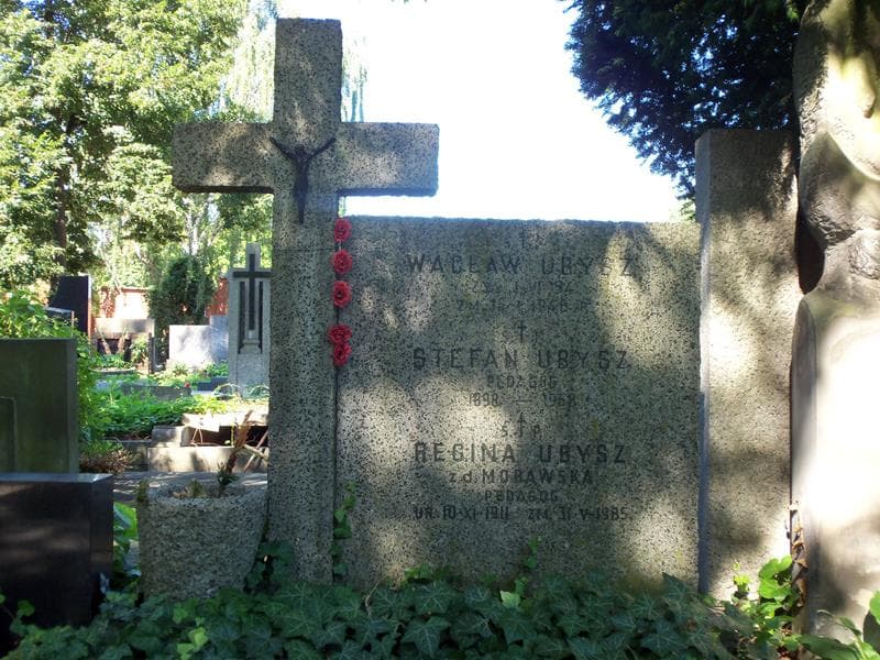 Zdjęcie grobu Stefan Ubysz (2)
