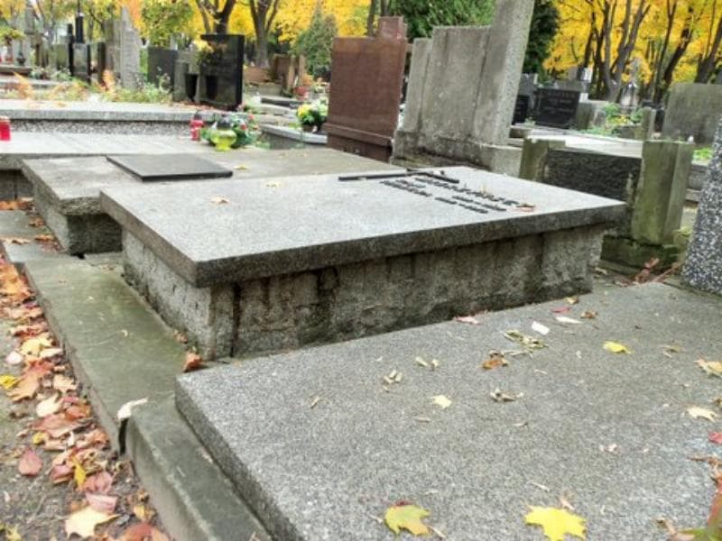Zdjęcie grobu Jan Mierzyński (1)