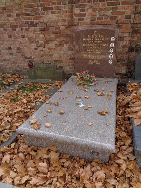 Zdjęcie grobu Halina Guzik (1)