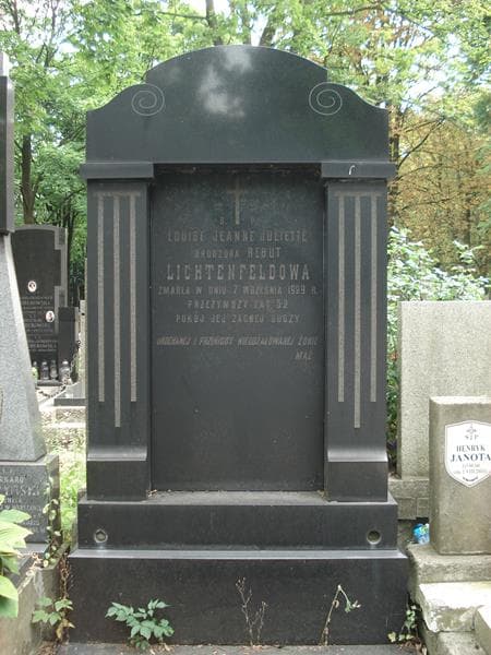 Zdjęcie grobu Louise Jeanne Lichtenfeldowa (2)