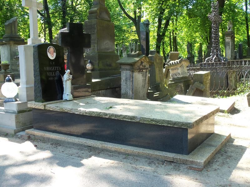 Zdjęcie grobu Violetta Villas (1)
