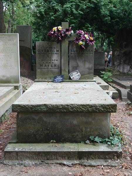 Zdjęcie grobu: Barbara Burzyńska