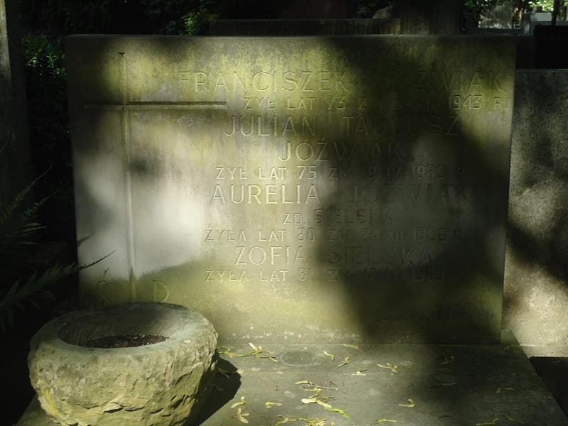Zdjęcie grobu Aurelia Jóźwiak (2)