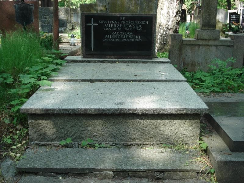 Zdjęcie grobu: Radosław Mierzejewski