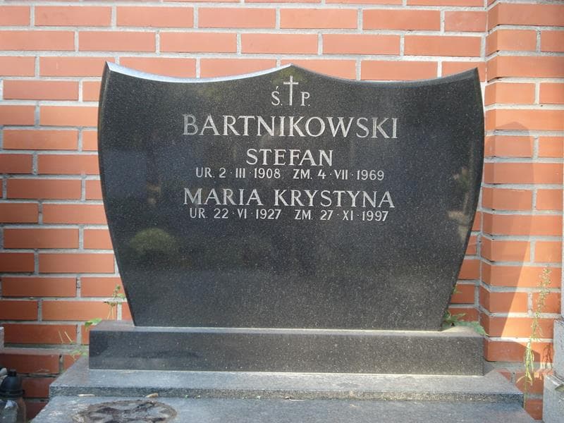 Zdjęcie grobu Stefan Bartnikowski (2)