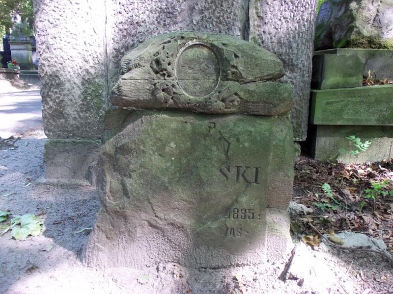 Zdjęcie grobu Anonim (2)
