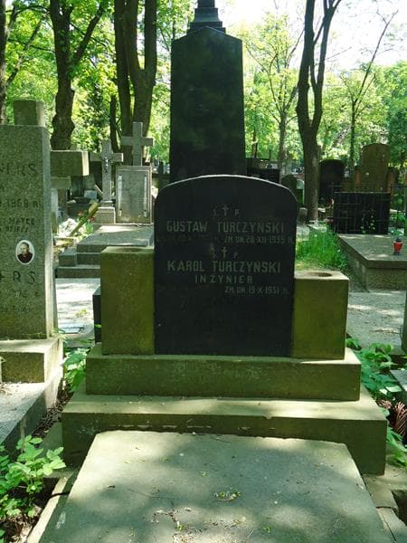 Zdjęcie grobu Karol Turczyński (2)