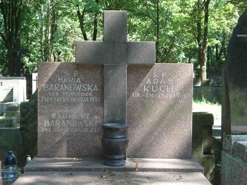 Zdjęcie grobu Adaś Kuch (2)
