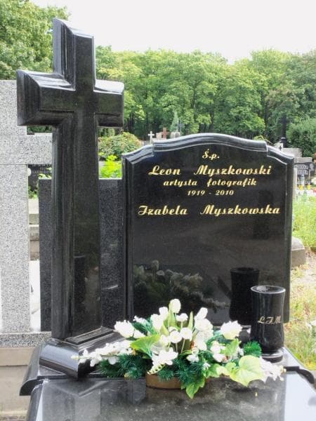 Zdjęcie grobu Leon Myszkowski (2)
