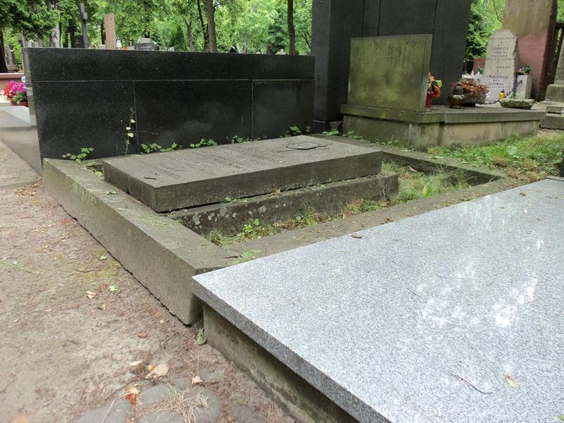 Zdjęcie grobu Maria Colonna Walewska (1)