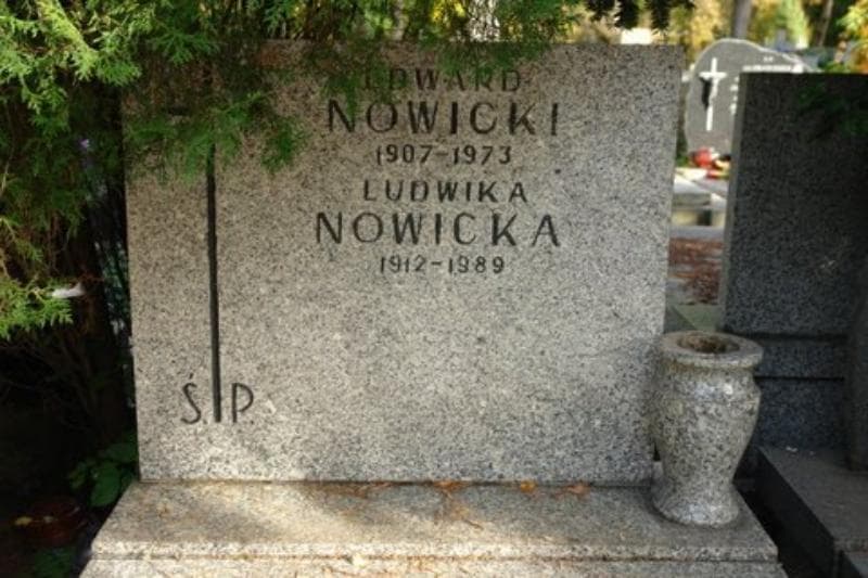 Zdjęcie grobu Ludwika Nowicka (2)